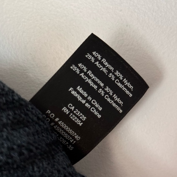 Babaton knit cardigan size XS oversized fit - Picture 3 of 5